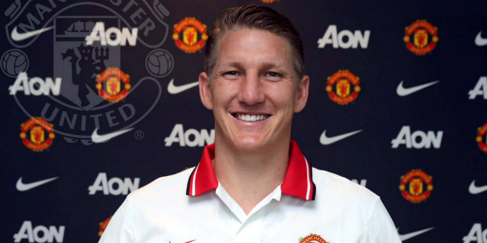 Salam Perpisahan Para Pemain MU Untuk Schweinsteiger