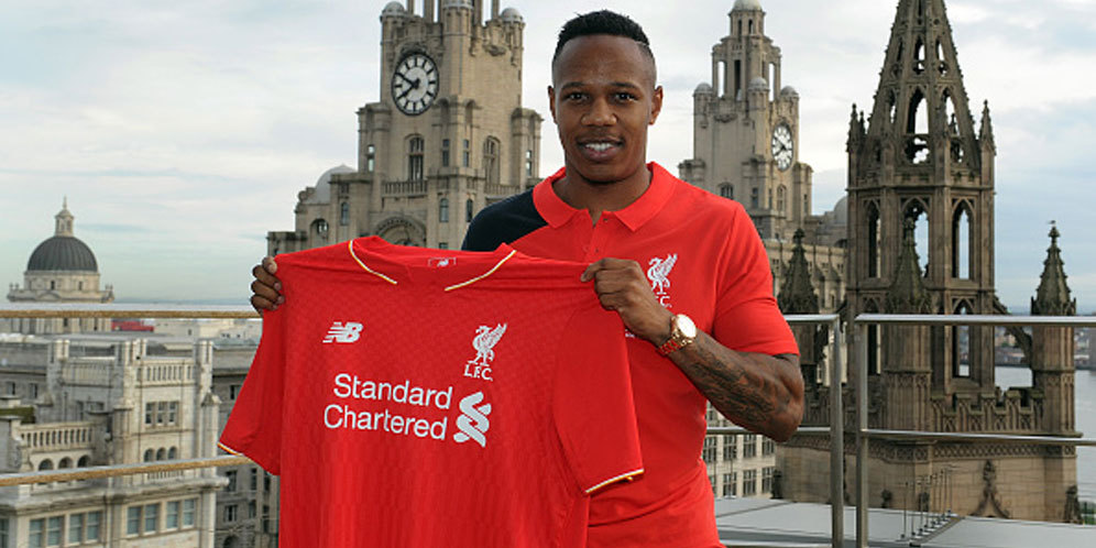 Clyne Sejatinya Ingin Gabung MU, Bukan Liverpool