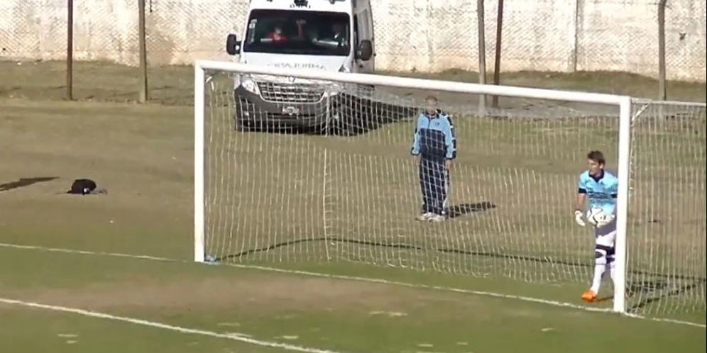 Kebobolan 43 Gol dalam Satu Laga, Kiper Jerman Ini Ditangkap Polisi!