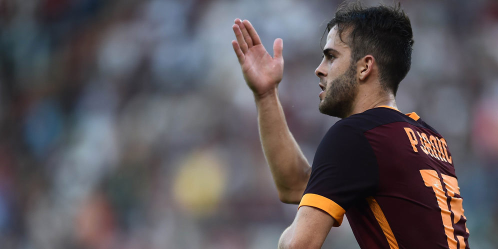 Pjanic Respon Rumor Transfer Barcelona 