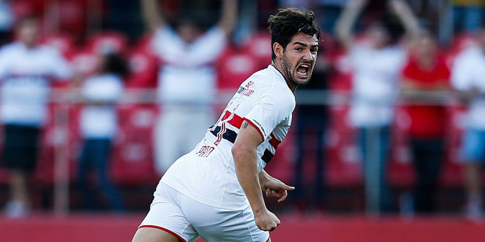 Liverpool Sanggah Rumor Transfer Pato