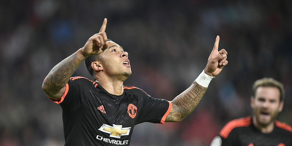 Kepindahan Depay ke Everton Terganjal Kebijakan MU