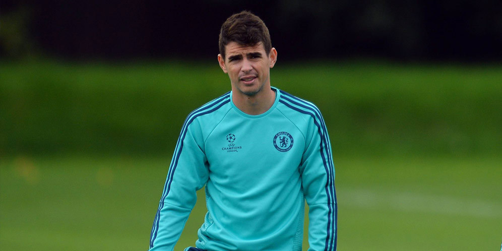 Marah Pada Hiddink, Oscar Siap Hengkang dari Chelsea