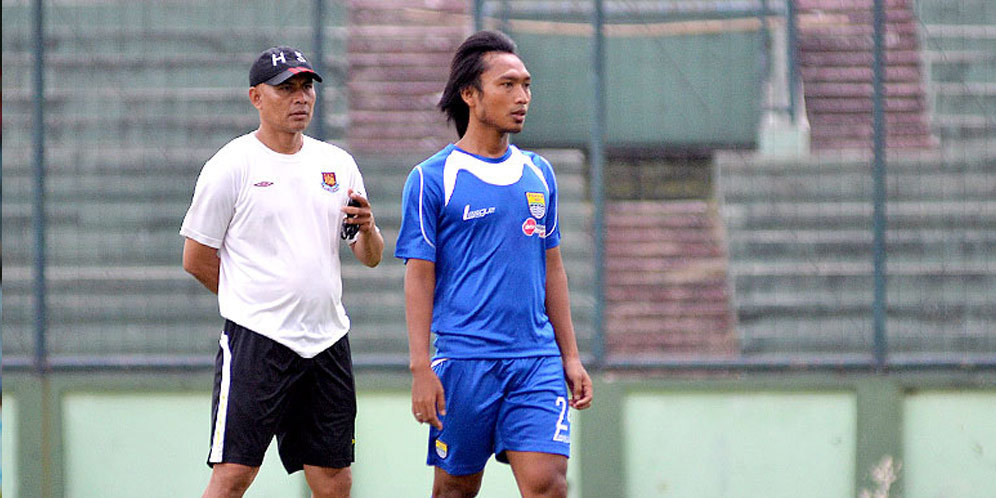 Hariono Dipastikan Absen Kontra Sriwijaya FC