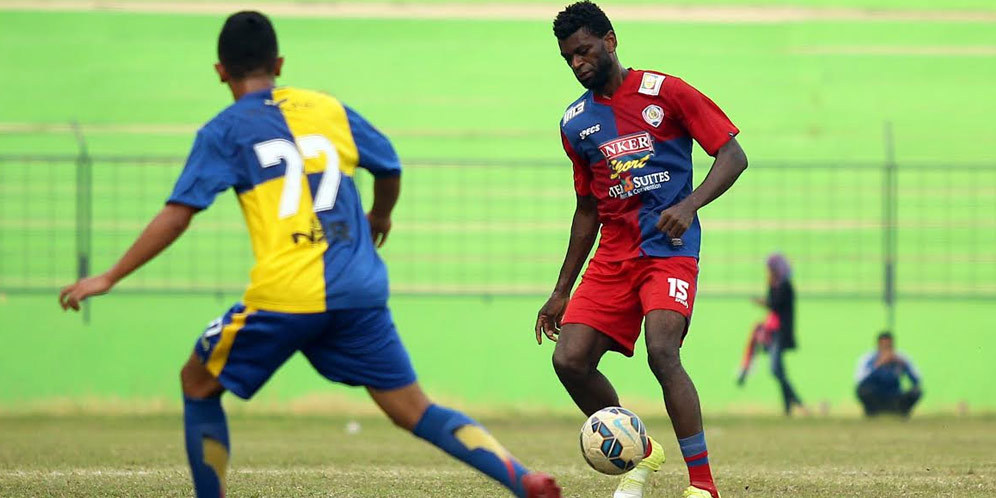 Peluang Abanda Herman Cs Gabung Arema Cronus Terbuka