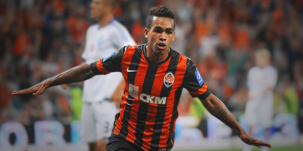 Liverpool Gagal Dapatkan Alex Teixeira