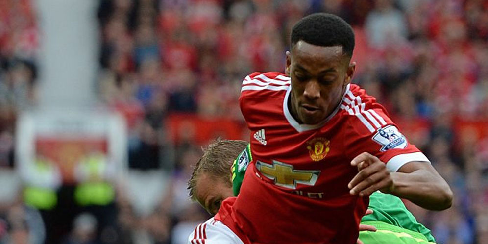 Hargreaves: Martial Akan Vital untuk Van Gaal