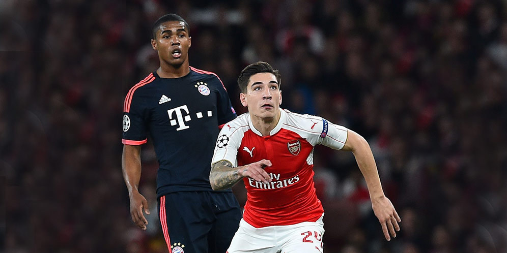 Sempat Di-bully Douglas Costa, Bellerin Tetap Dipuji Wenger