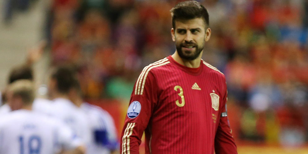 Grande: Pique Buat Spanyol Bahagia