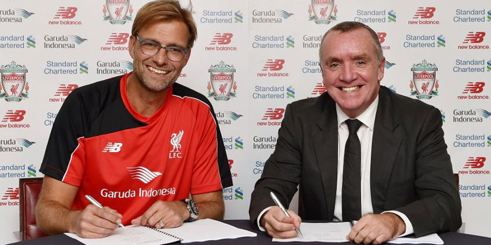 Jurgen Klopp menandatangani kontrak bersama Ian Ayre