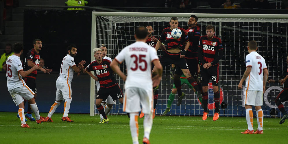 Highlights Liga Champions: Bayer Leverkusen 4-4 AS Roma