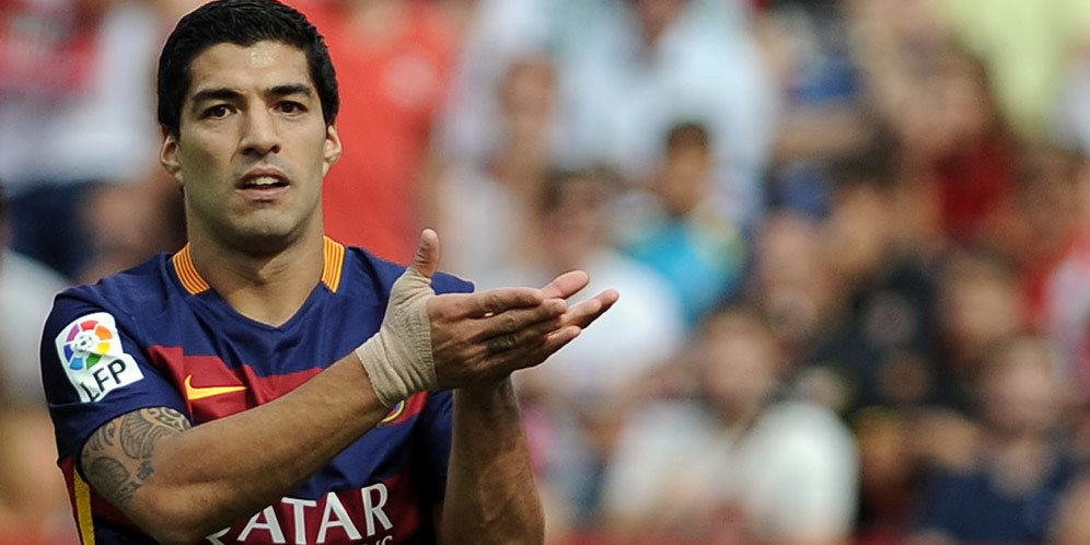 Suarez Keluhkan Siulan Dari Para Fans Barca