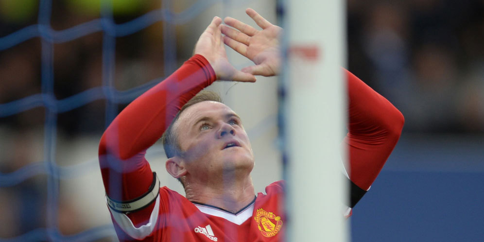 Rooney Incar Trofi Liga Champions dan Premier League 