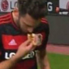 Dilempar Babi, Ini Reaksi Pemain Muslim Calhanoglu 