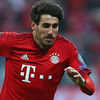 Assist Ajaib Javi Martinez, Satu Sentuhan, Tanpa Melihat