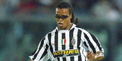 Davids Kenang Ballon d'Or Zidane di Juventus Davids Kenang Ballon d'Or Zidane di Juventus