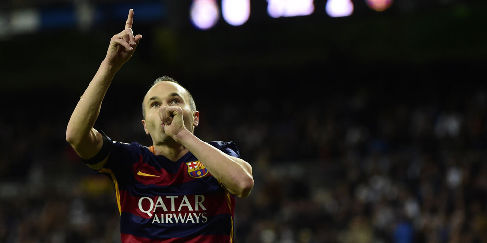 Standing Ovation Untuk Iniesta di Bernabeu