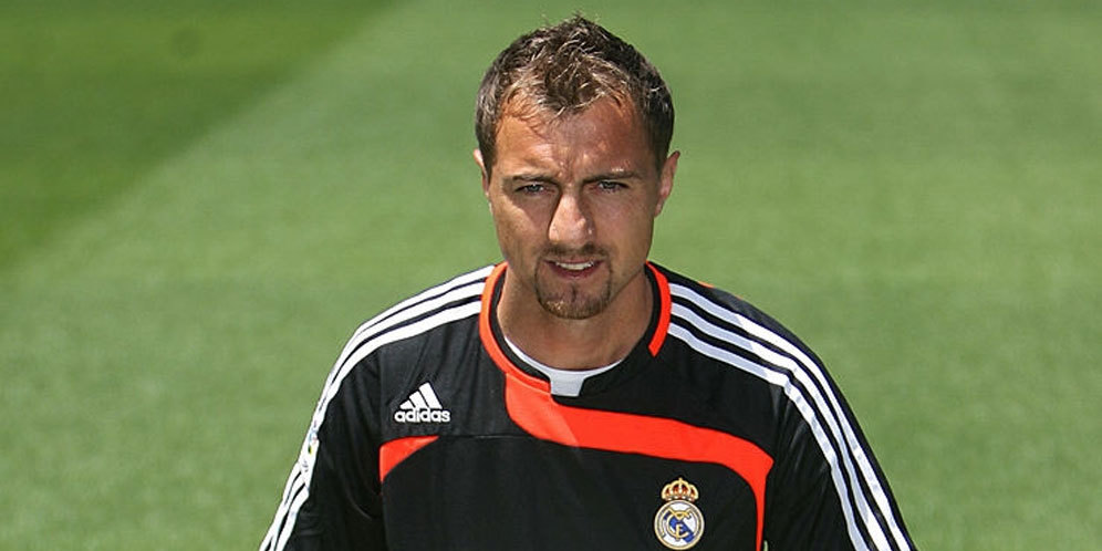 Dudek Prediksi Cara Mourinho Bangkitkan MU