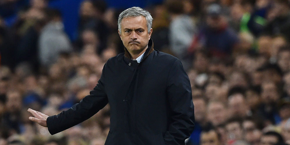 Mourinho Ingin Bawa Direktur Atletico ke Man United