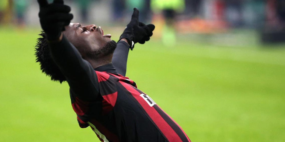 Striker AC Milan Niang Segera Sembuh dari Cedera