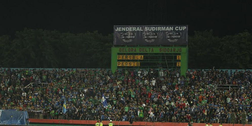 Aremania di Utara, Suporter Surabaya United di Selatan