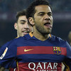 Dani Alves Tak Ingin Pensiun di Barca