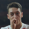 Musim Ini, Ozil Yakin Arsenal Bisa Raih Gelar Juara