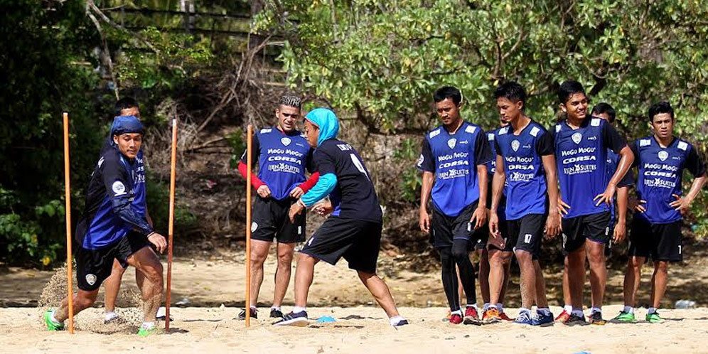 Pagi Ini, Skuat Arema Cronus Bertolak ke Sleman