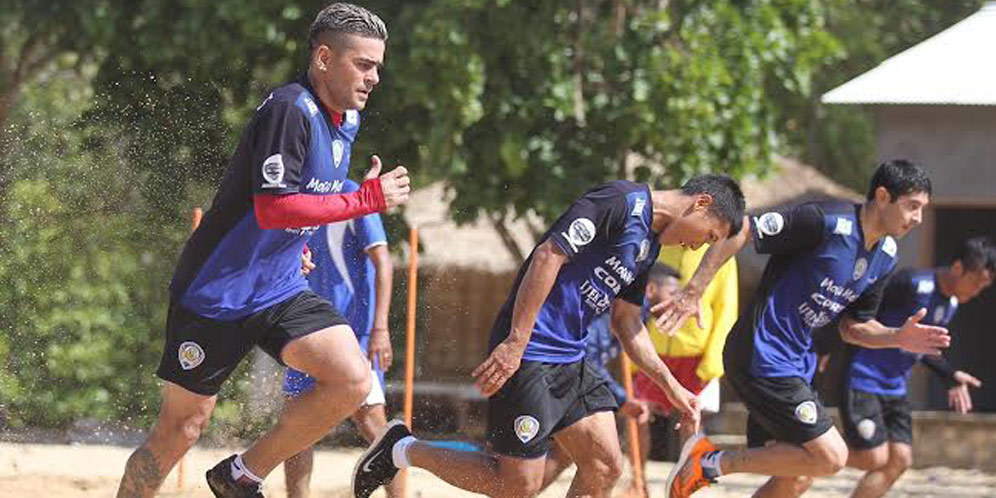 Inilah Prakiraan Pemain Surabaya United vs Arema