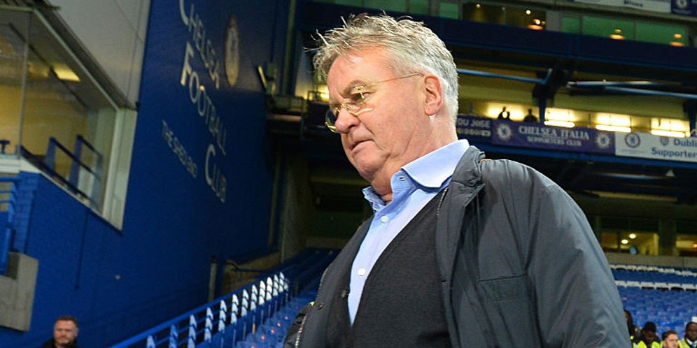 Hiddink Tantang Chelsea Juara FA dan Liga Champions