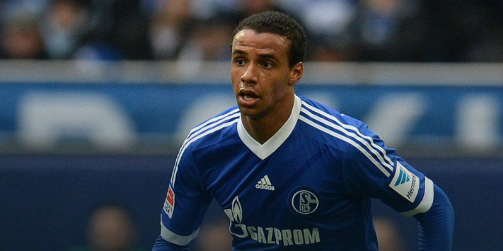 Barnes: Matip Rekrutan Bagus Buat Liverpool