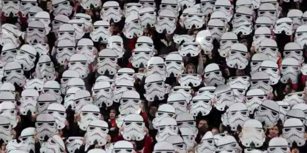 Join The Dark Side, Suporter Bulgaria Usung Tifo Star Wars!