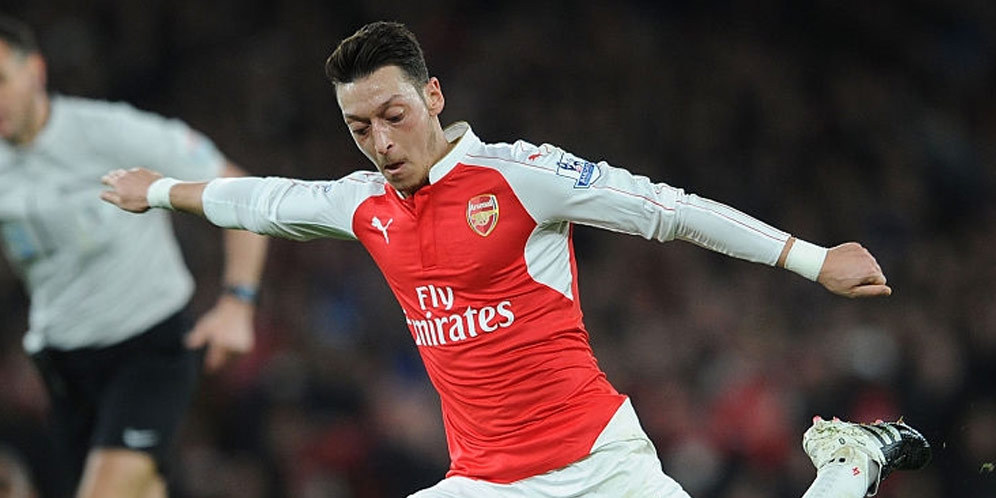 Ozil Tak Berniat Balik ke Madrid