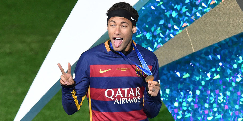 Neymar Sabet Penghargaan Samba Gold 2015