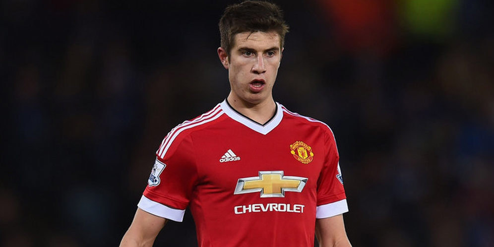 Paddy McNair Ingin Jadi Gelandang