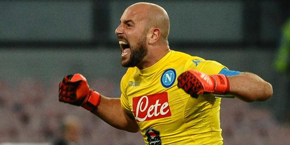 Pelatih Spanyol: Pepe Reina Kiper Terbaik Serie A Musim Lalu