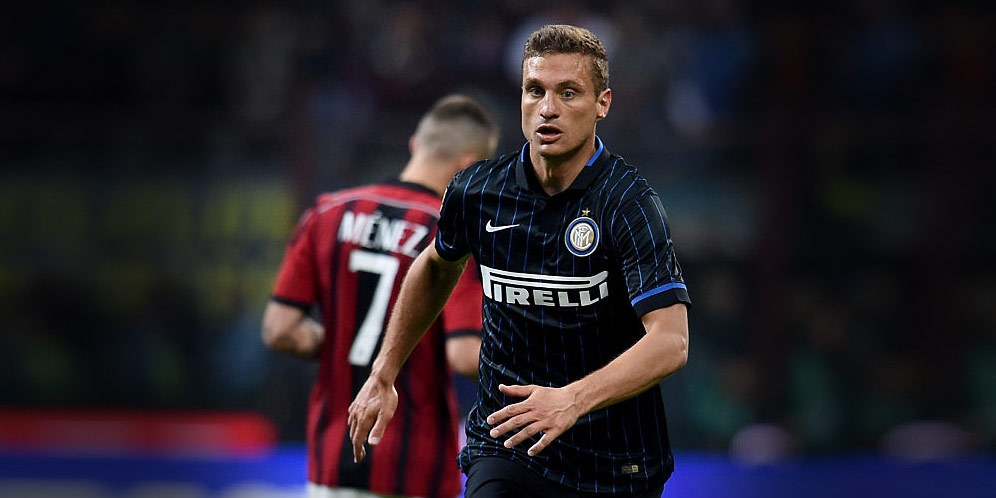 Gratis, Milan Inginkan Vidic