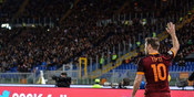 Serie A 592 Laga, Totti Samai Pagliuca