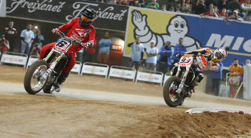 Brad Baker dan Marc Marquez (c) DTX Barcelona