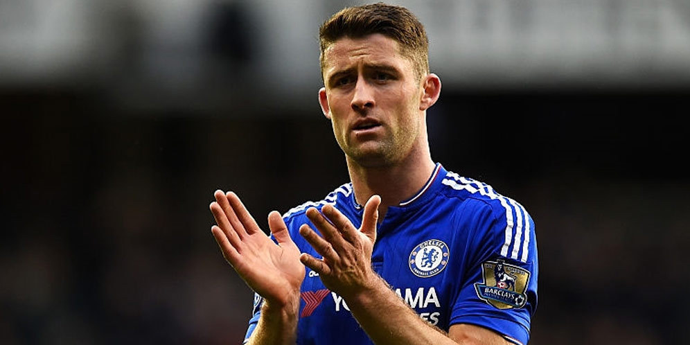 Cahill Geram Para Wasit Tak Melihat Dirinya Dilanggar Fer