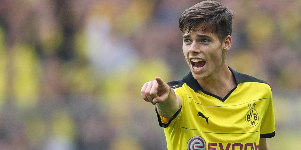 Julian Weigl Tak Tertarik ke Man City