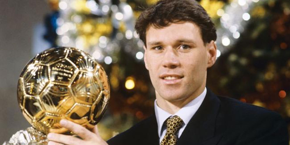 Momen Spesial Euro: Voli Sensasional Marco van Basten