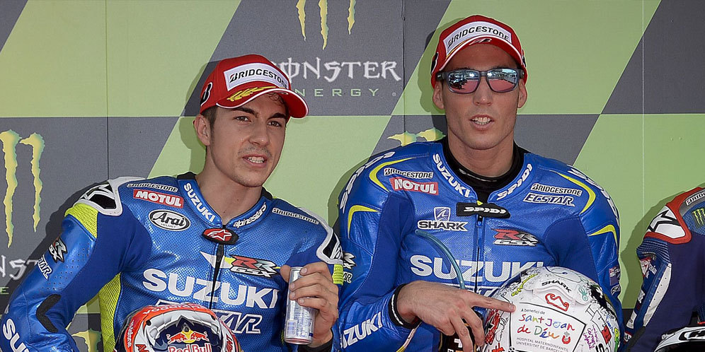 Maverick Vinales dan Aleix Espargaro saat bertandem di Suzuki MotoGP 2016. (c) AFP