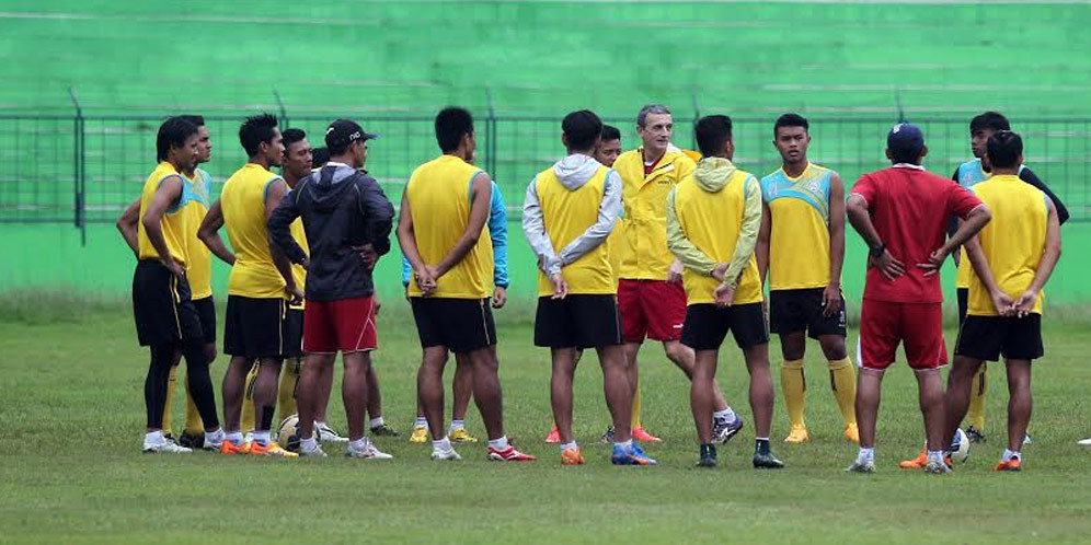 Arema Cronus Akui Gagal Pinang Tiga Bintang Lokal