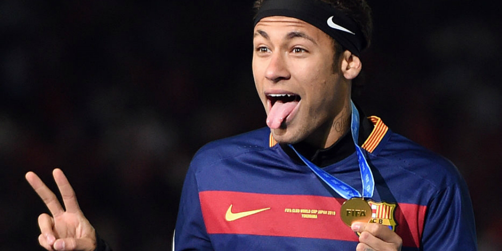 Suarez dan Skuat Barca: Neymar Sedikit Gila dengan Rambutnya!