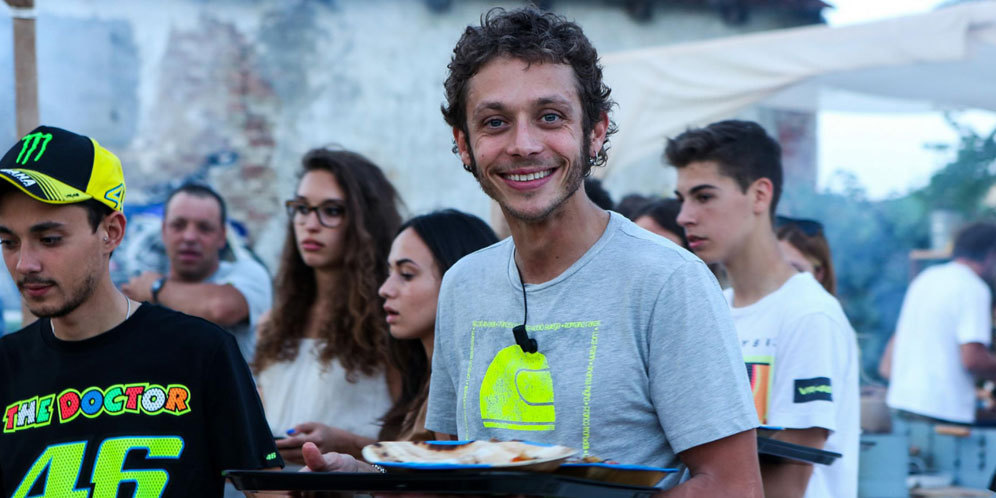 Tonton Aksi Valentino Rossi Jadi Juri Masterchef!