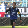 Gelandang Arema Cronus Dapat Tambahan Hukuman