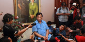 Agum Gumelar: Sakitnya Tuh Disini Agum Gumelar: Sakitnya Tuh Disini