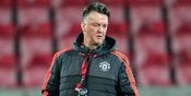 Bos Palace: Van Gaal Tengah Tertekan Bos Palace: Van Gaal Tengah Tertekan