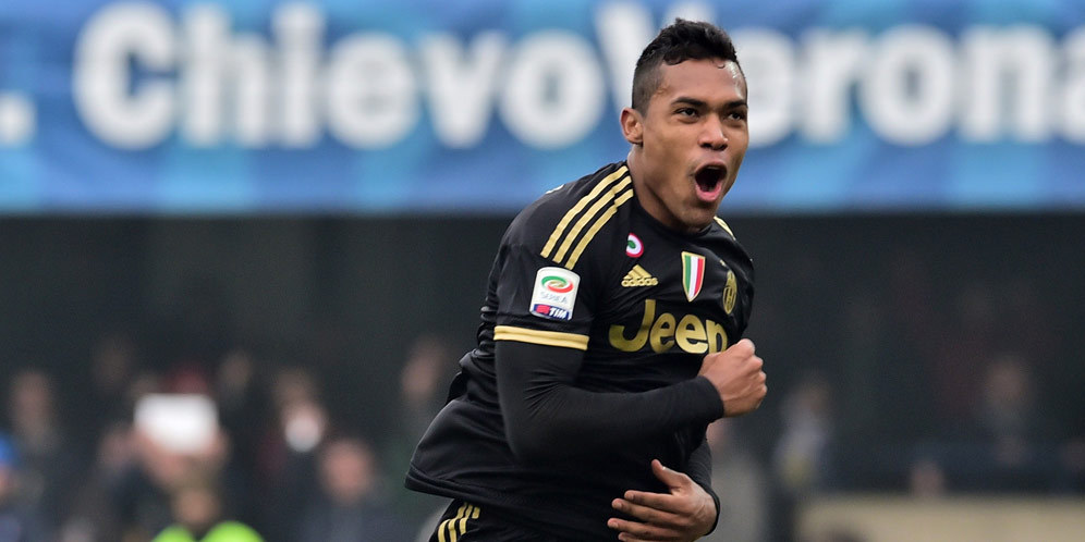 MU dan City Gigit Jari, Juve Tak Ingin Lepas Alex Sandro